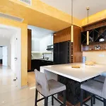 Laurus Five Stars