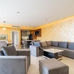 Laurus Five Stars