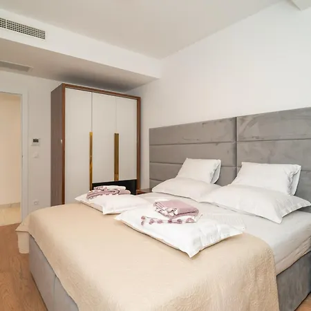 Laurus Five Stars * 杜布罗夫尼克