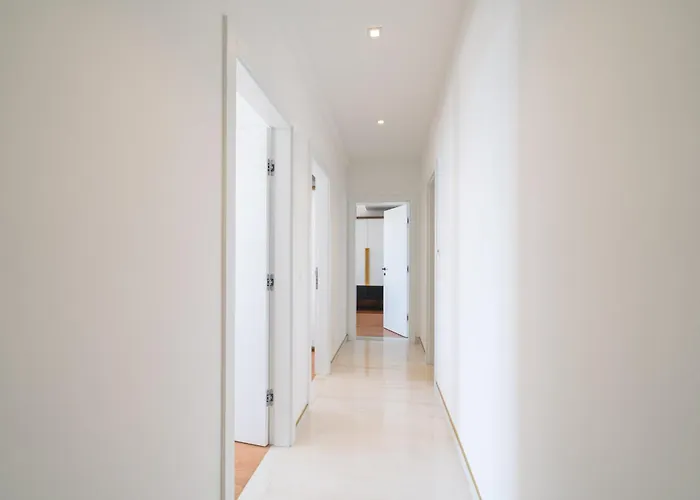 Апартаменты Laurus Five Stars