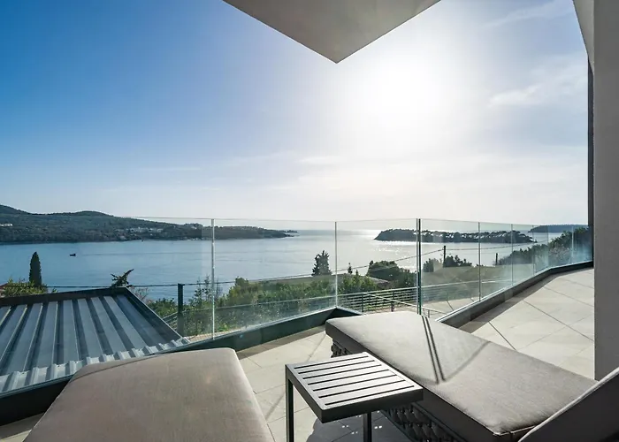 Laurus Five Stars Дубровник