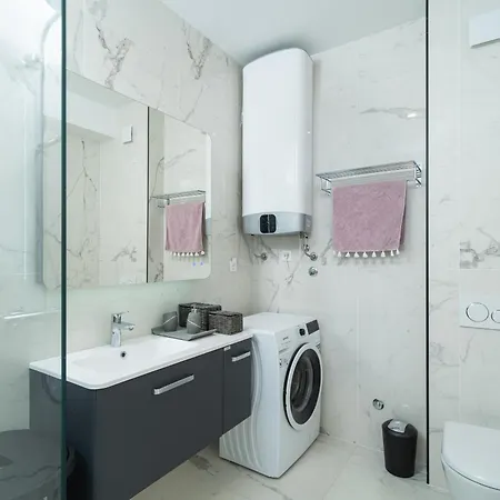 Laurus Five Stars Lejlighed