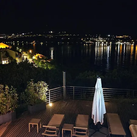 Laurus Five Stars Lejlighed